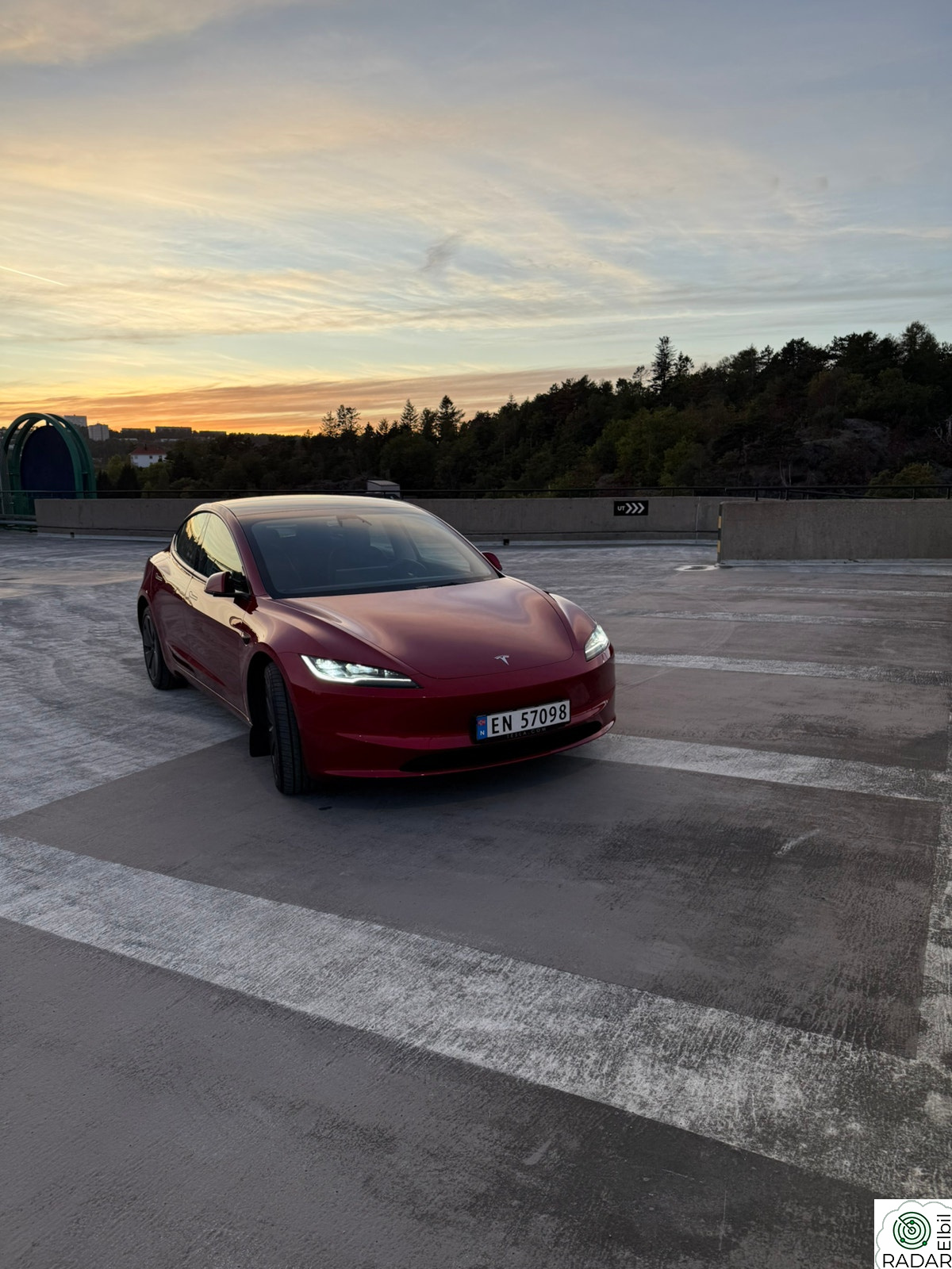 TESLA Model 3 Long Range AWD