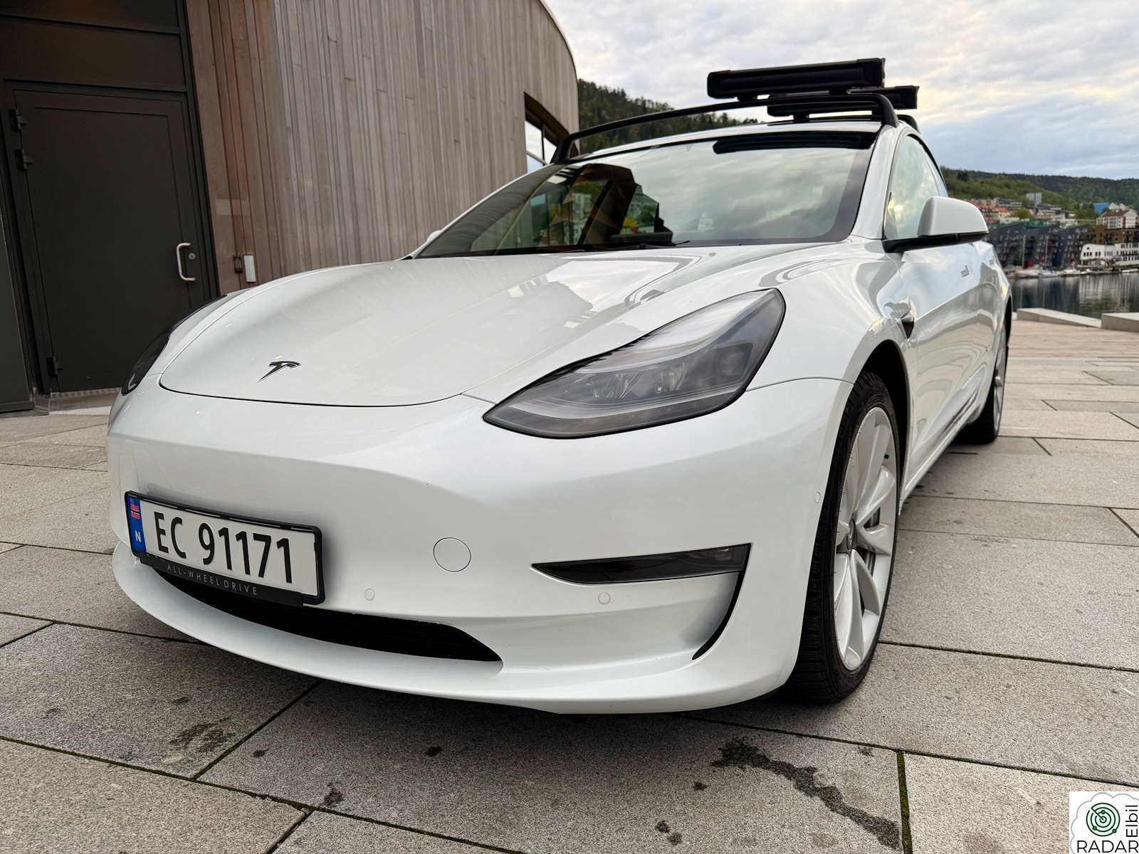 TESLA Model 3 Long Range AWD