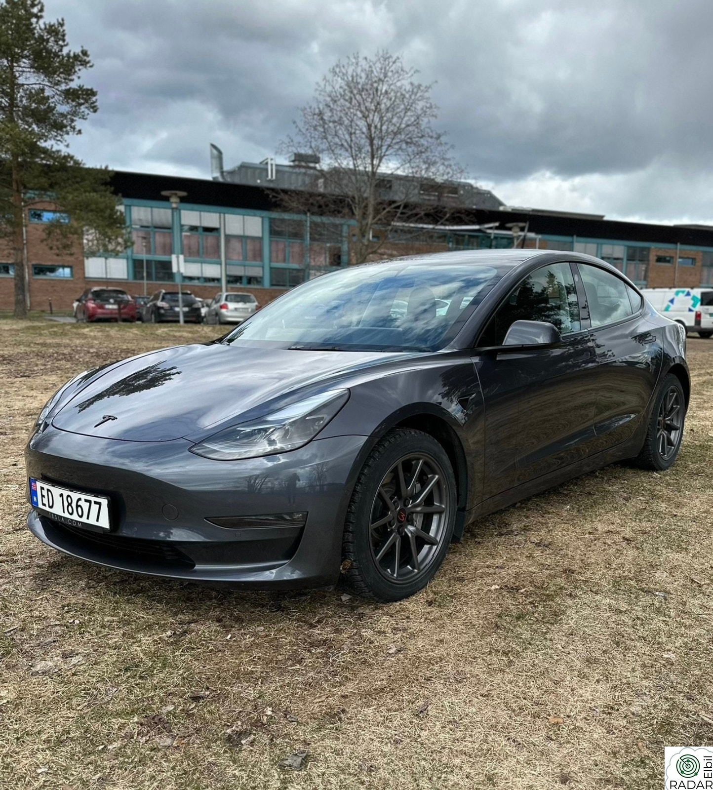 TESLA Model 3 Long Range AWD, facelift, panorama, premium lyd,