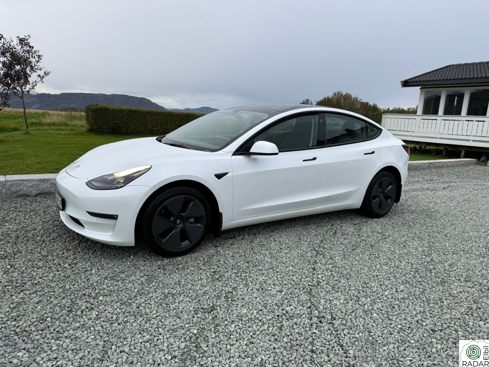 TESLA Model 3 Long Range AWD