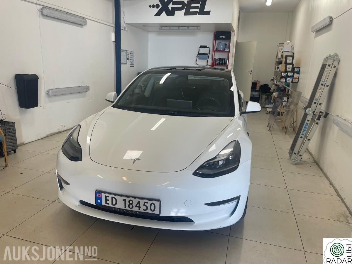 TESLA Model 3 Long Range AWD ryggekamera premium hifi varmepumpe