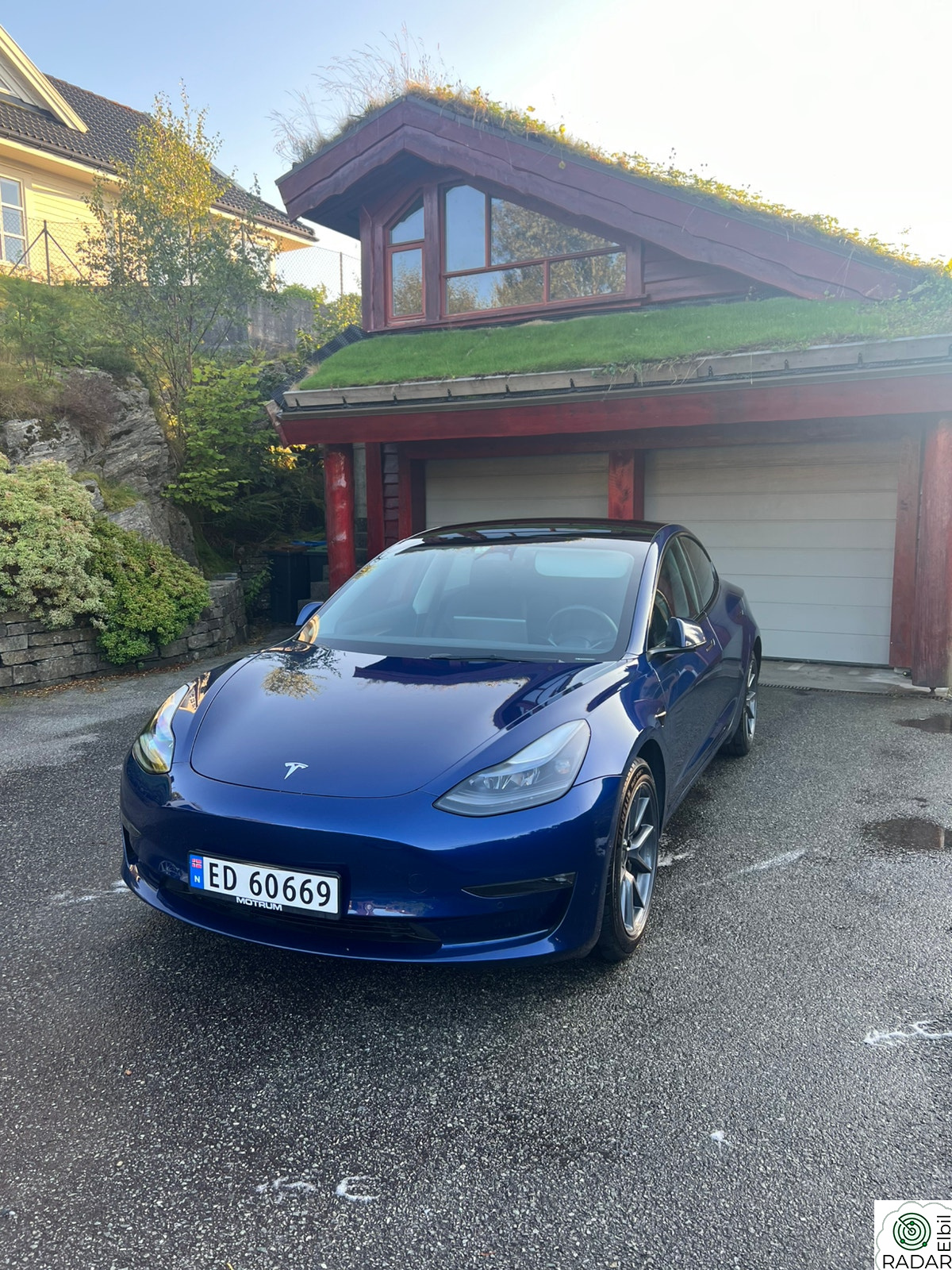 TESLA Model 3 Long Range AWD