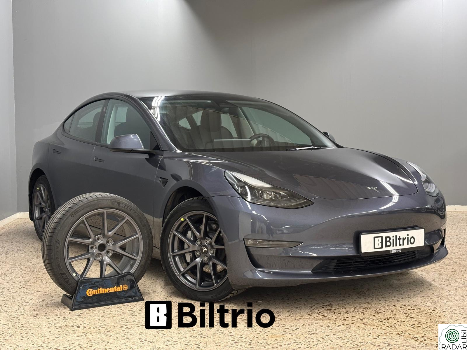 TESLA Model 3 LongRange/AWD/Rattvarme/Gummimatter