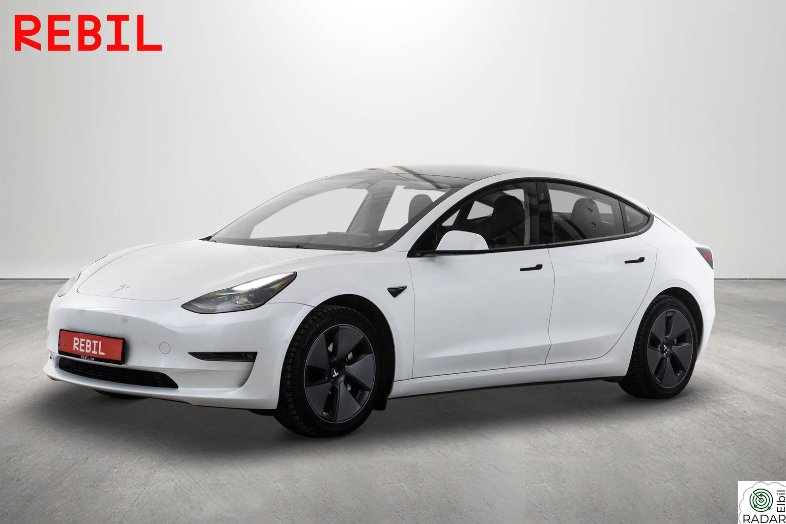 TESLA Model 3 602km (WLTP)/LR/AWD/Krok/MCU3/Navi/R.kam/Pano/V.pumpe