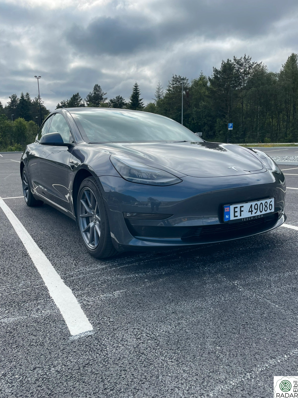 TESLA Model 3 Long Range AWD
