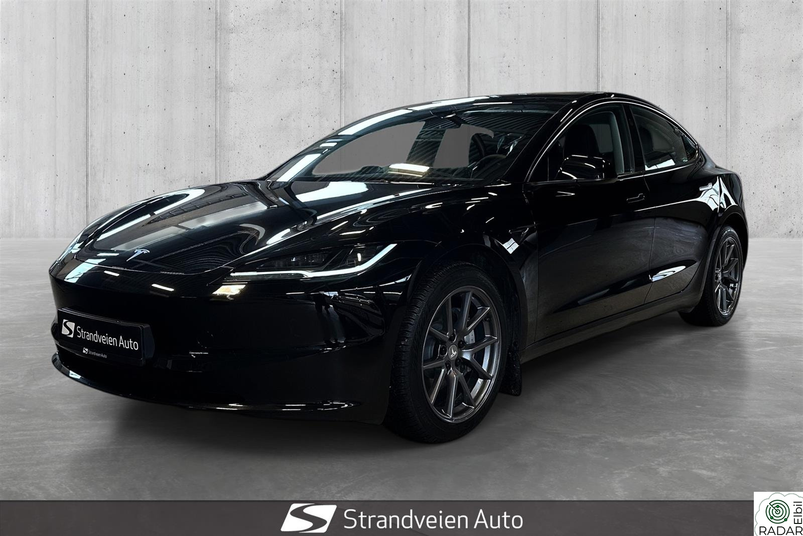 TESLA Model 3 Long Range AWD
