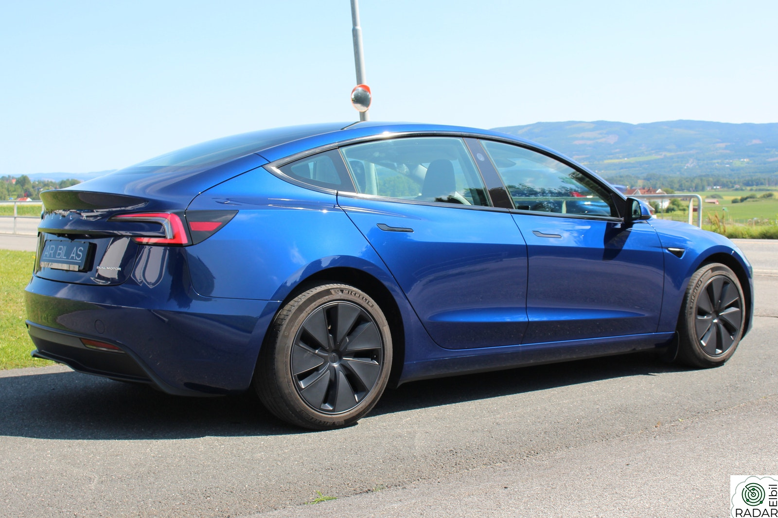 TESLA Model 3 Long Range 498hk AWD 629km rekkevidde 1 Eier Lav km+++