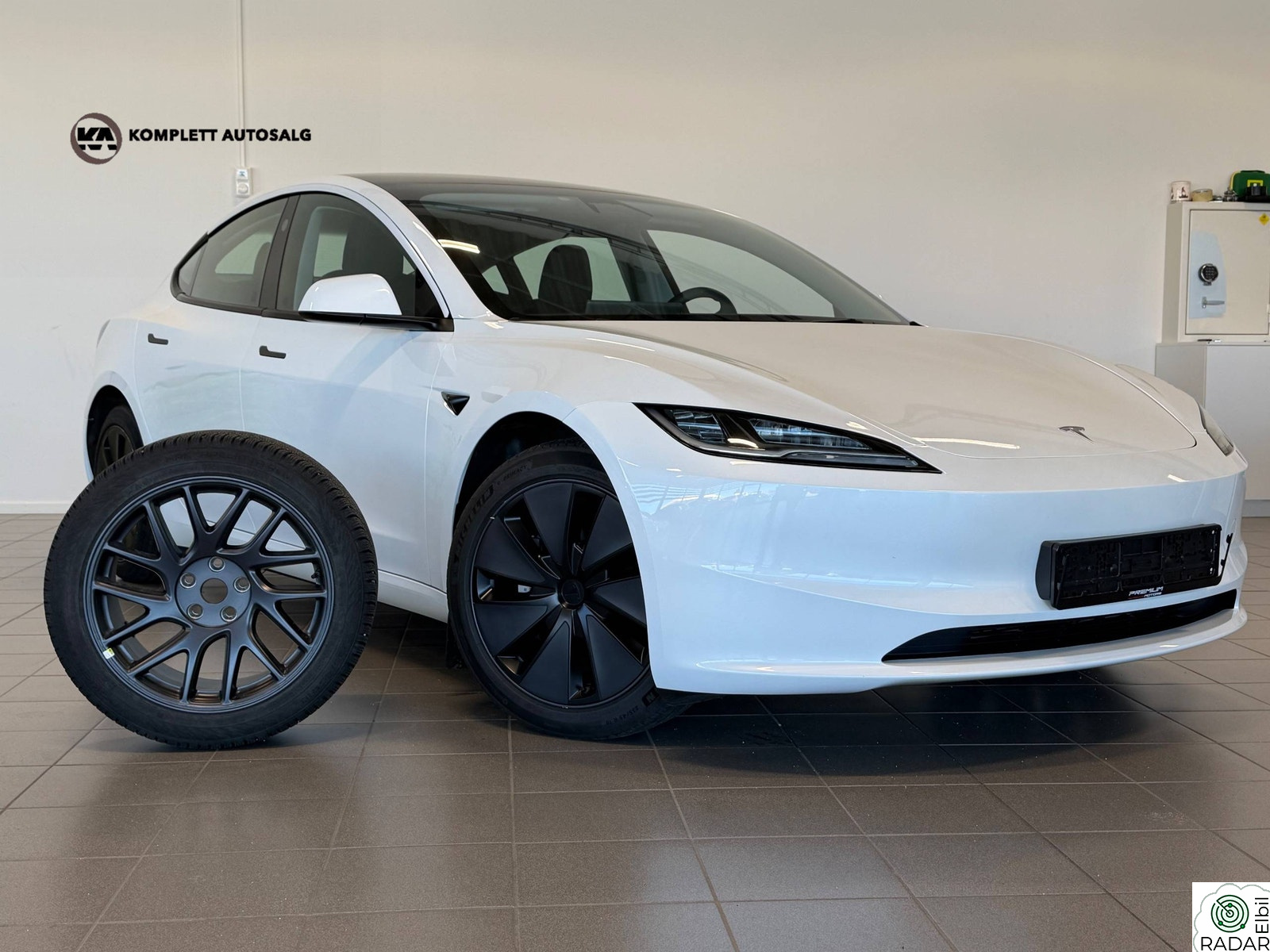 TESLA Model 3 HIGHLAND - AWD - Long Range - AP