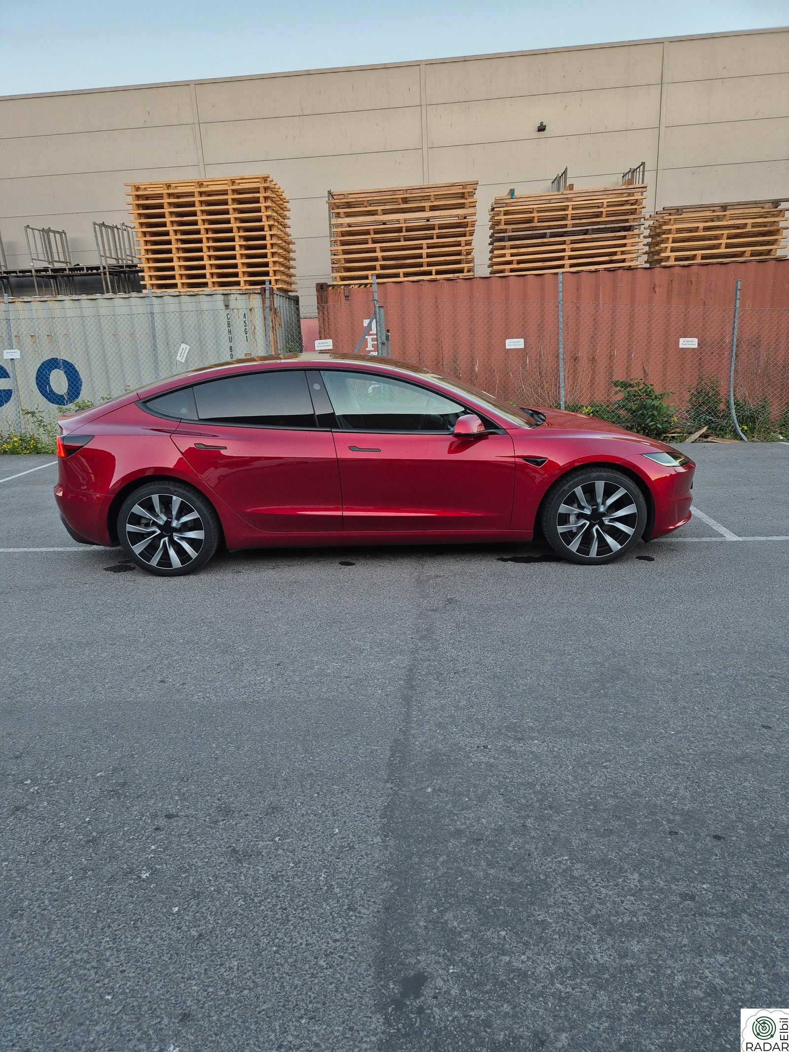 TESLA Model 3 Long Range AWD