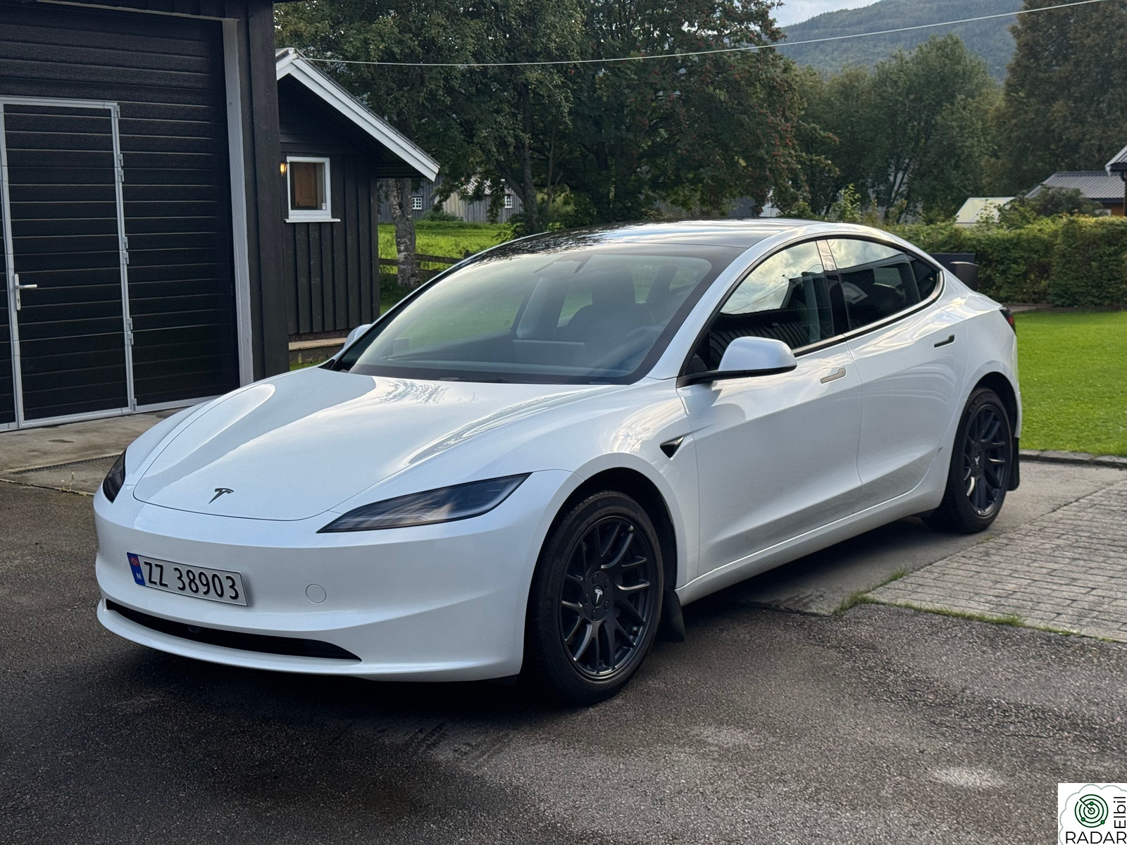 TESLA Model 3 PREMIUM/LONG RANGE/AWD /660KM-WLTP/Reg Nov25