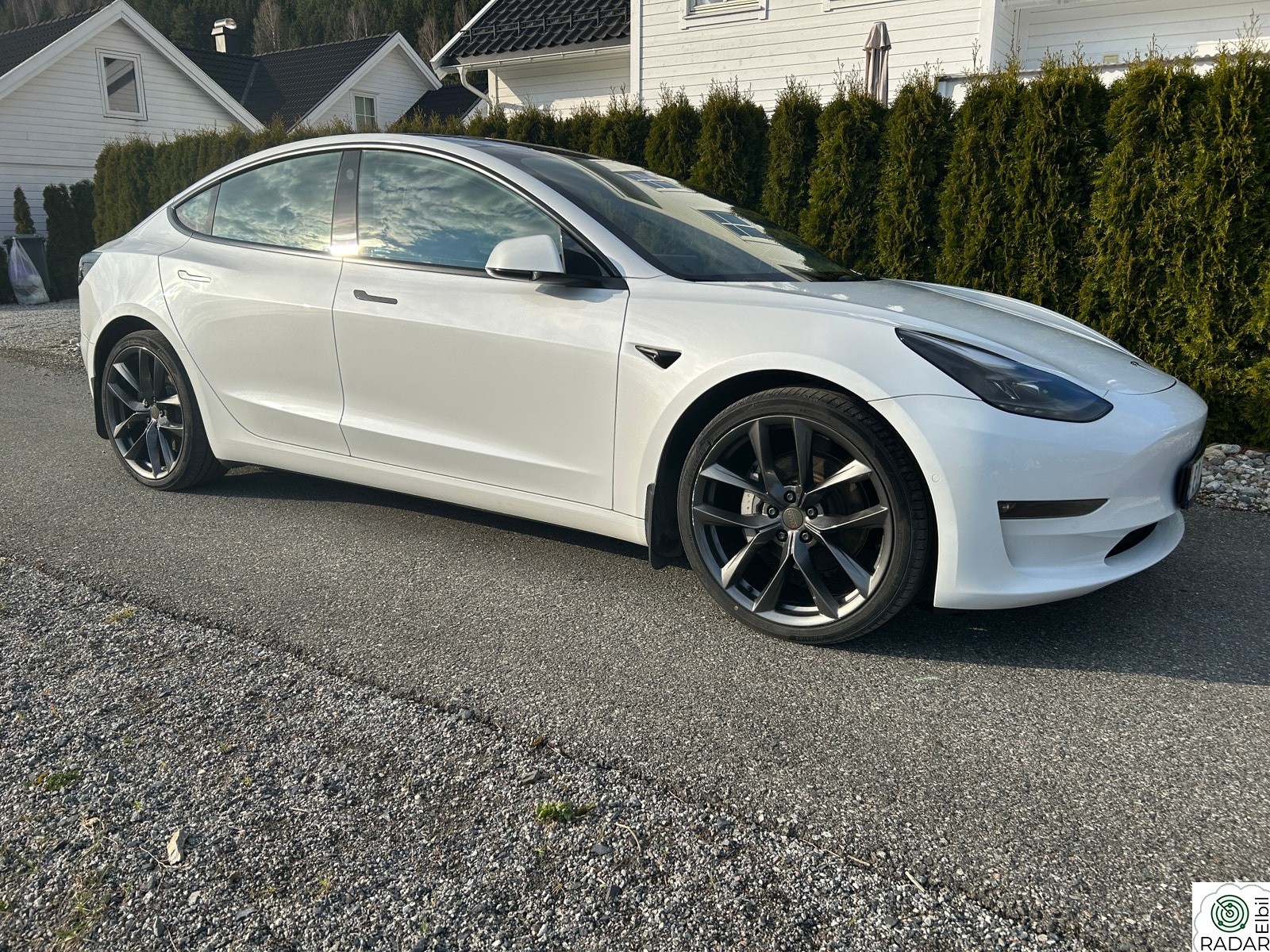 TESLA Model 3 Long Range AWD