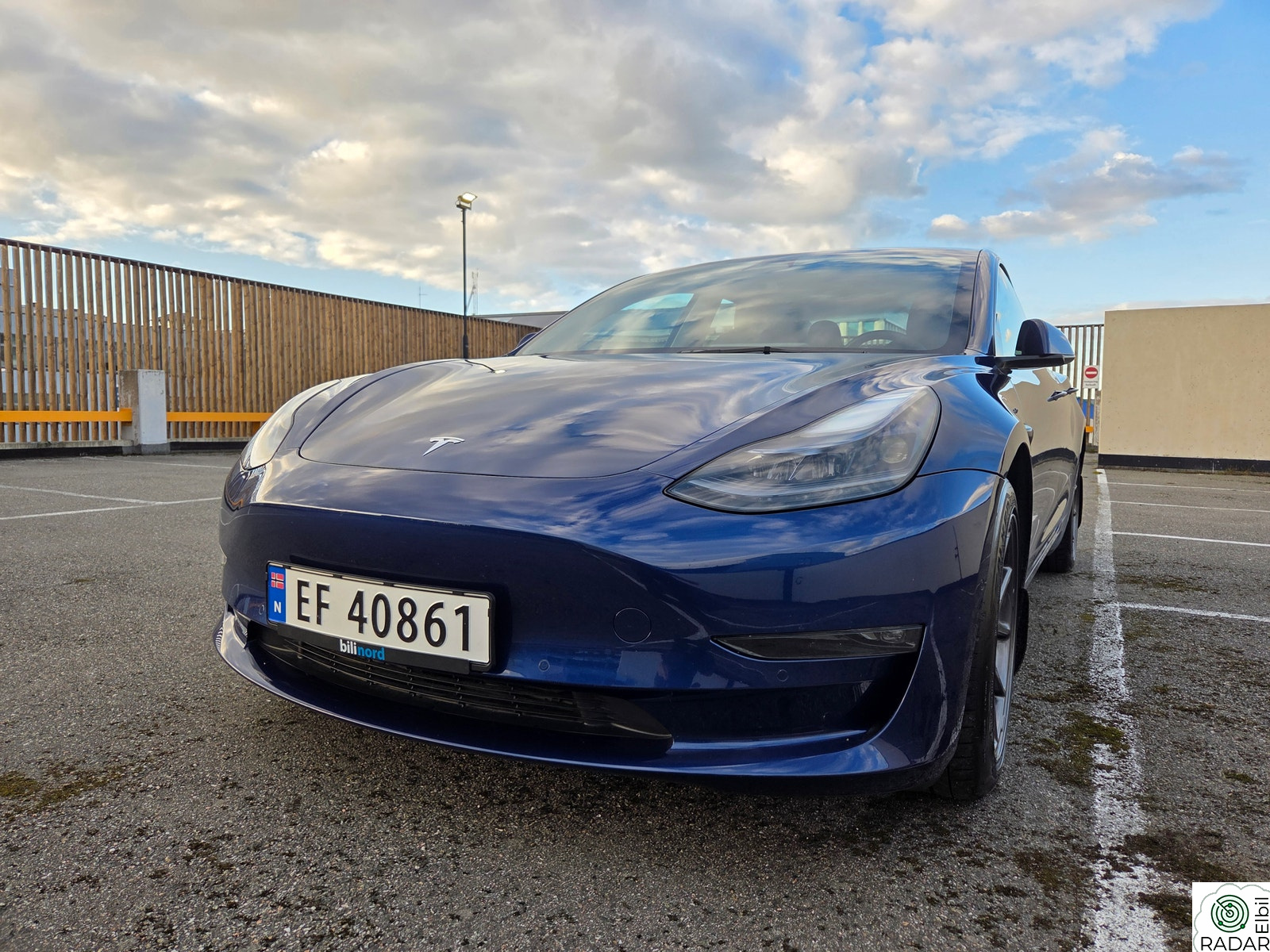 TESLA Model 3 Long Range AWD