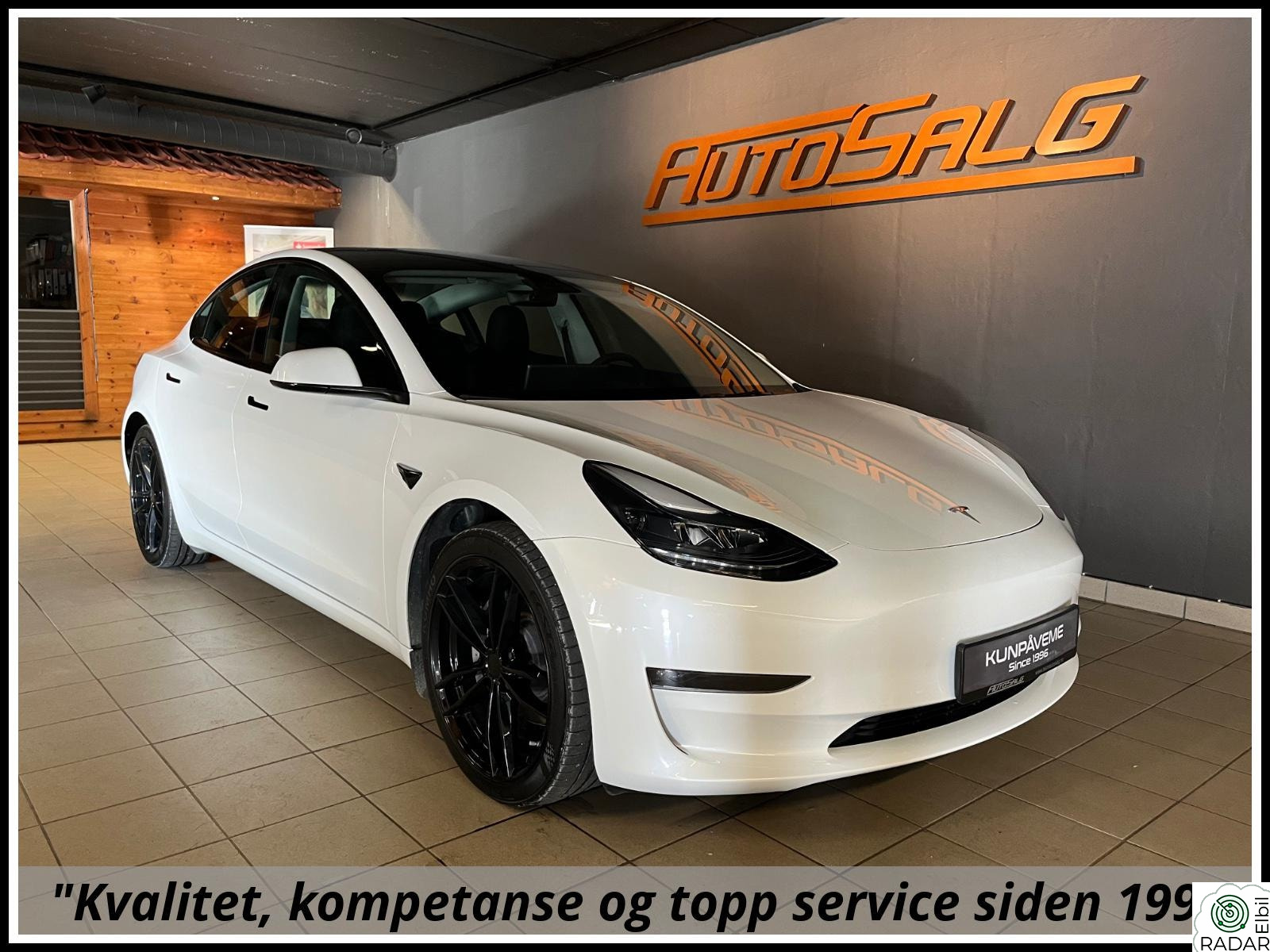 TESLA Model 3 Long Range 4x4 Premium Skinn/Kamera/Panorama/ACC/Krok++