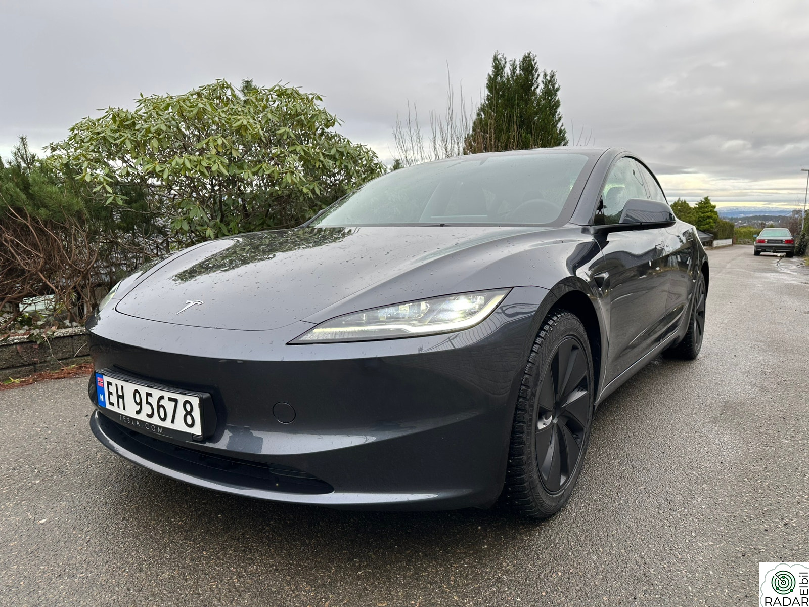 TESLA Model 3 Long Range AWD, Hengerfeste, meget pen,  gode s/v dekk