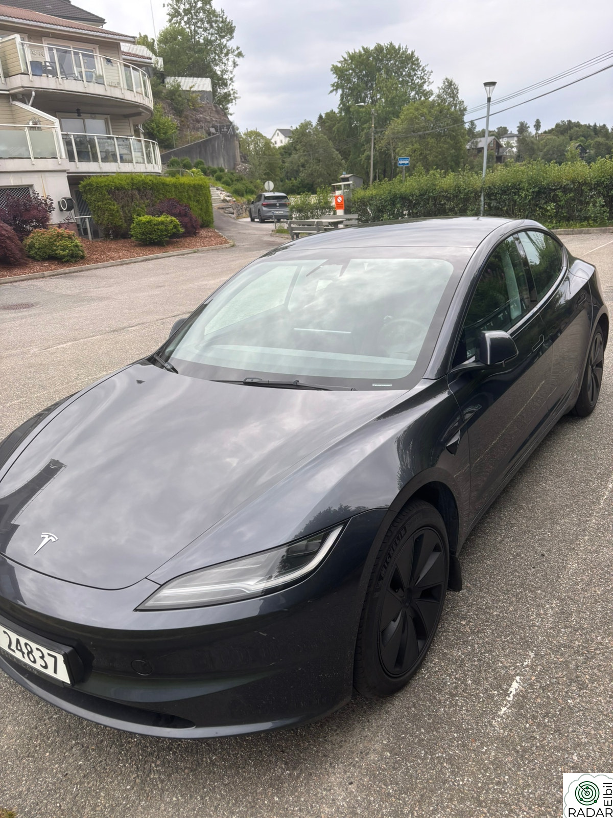TESLA Model 3 Long Range AWD