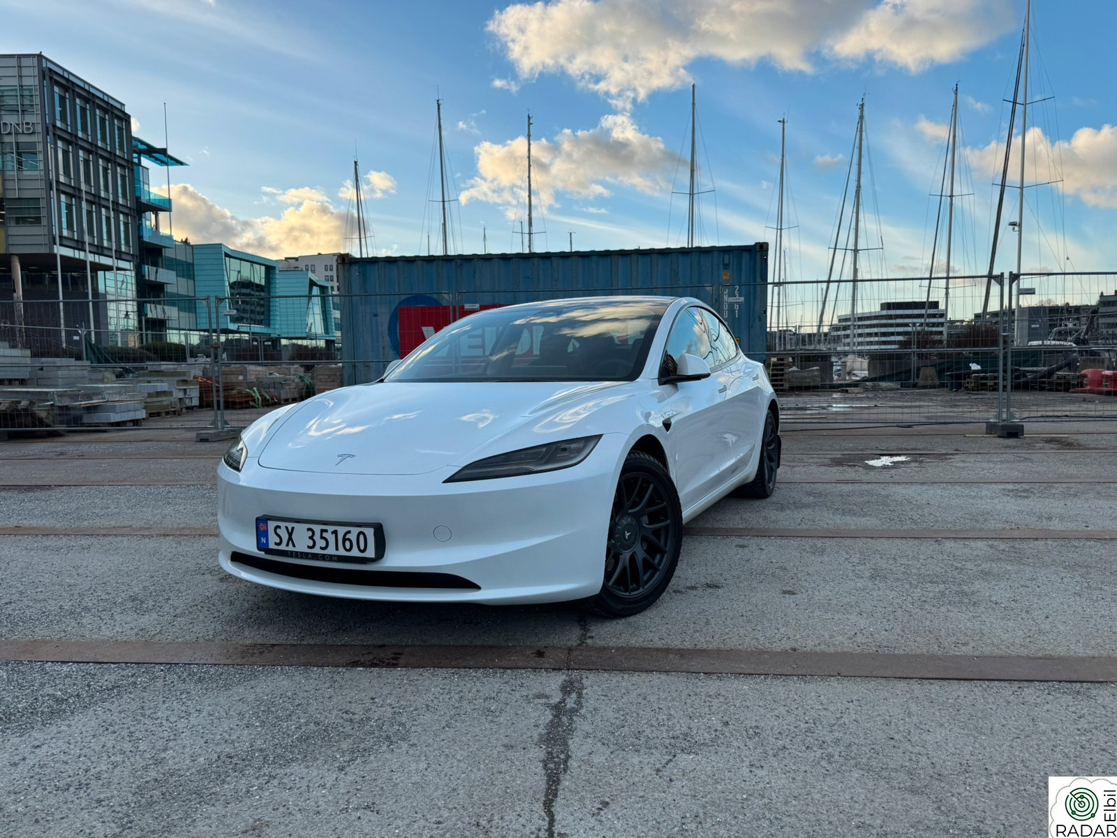 TESLA Model 3 Long Range AWD