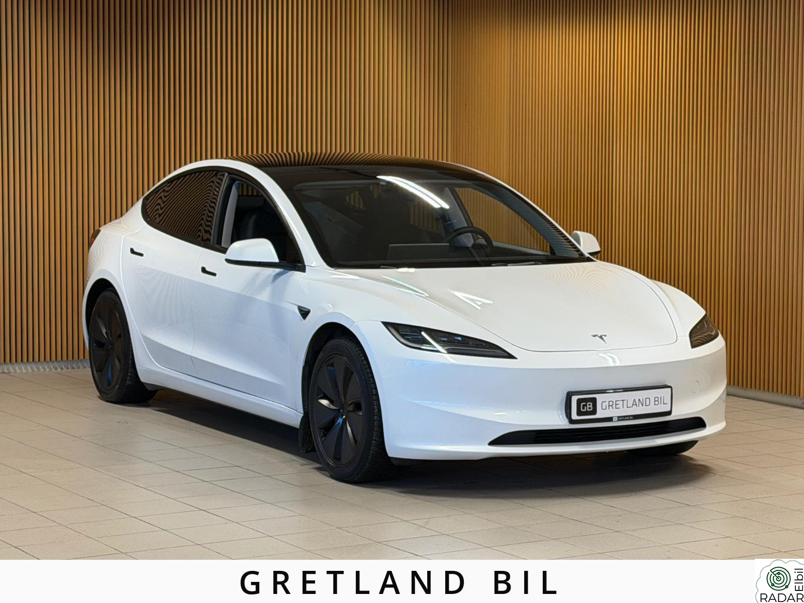 TESLA Model 3 LONG RANGE/AWD/629KM//HIGHLAND/AUTO PILOT/INNBYTTE/++