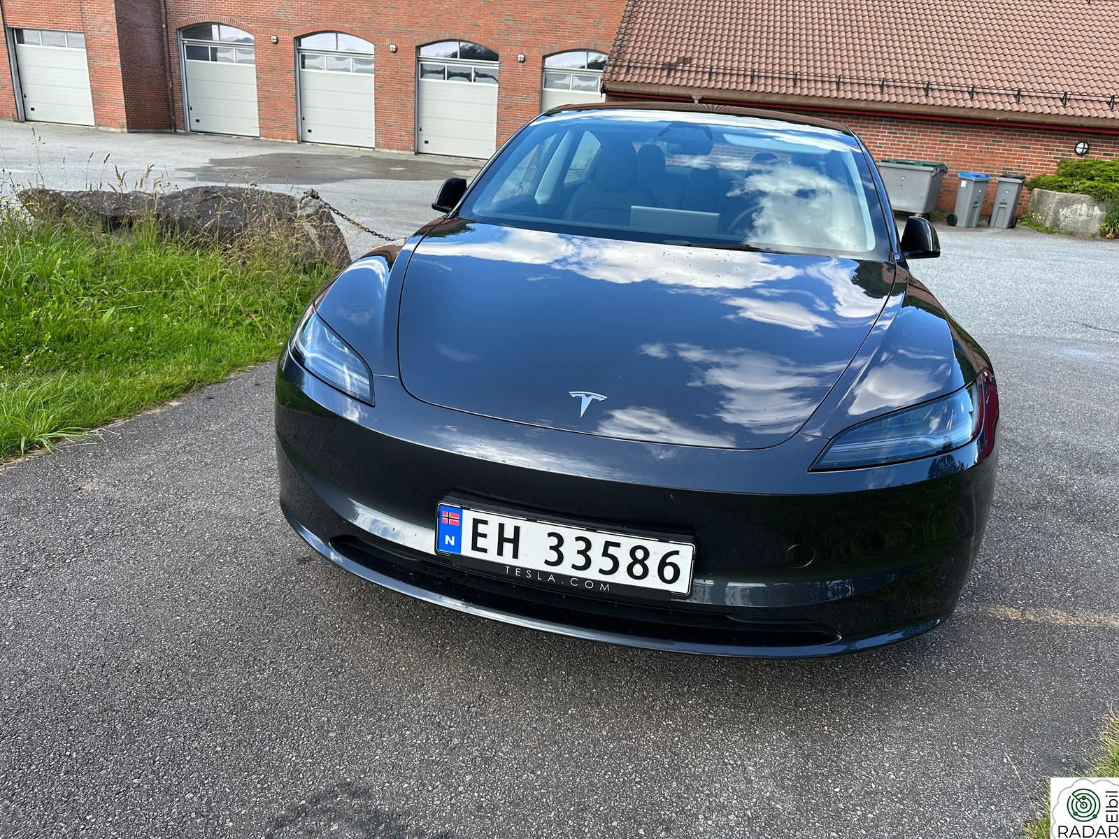 TESLA Model 3 Long Range AWD