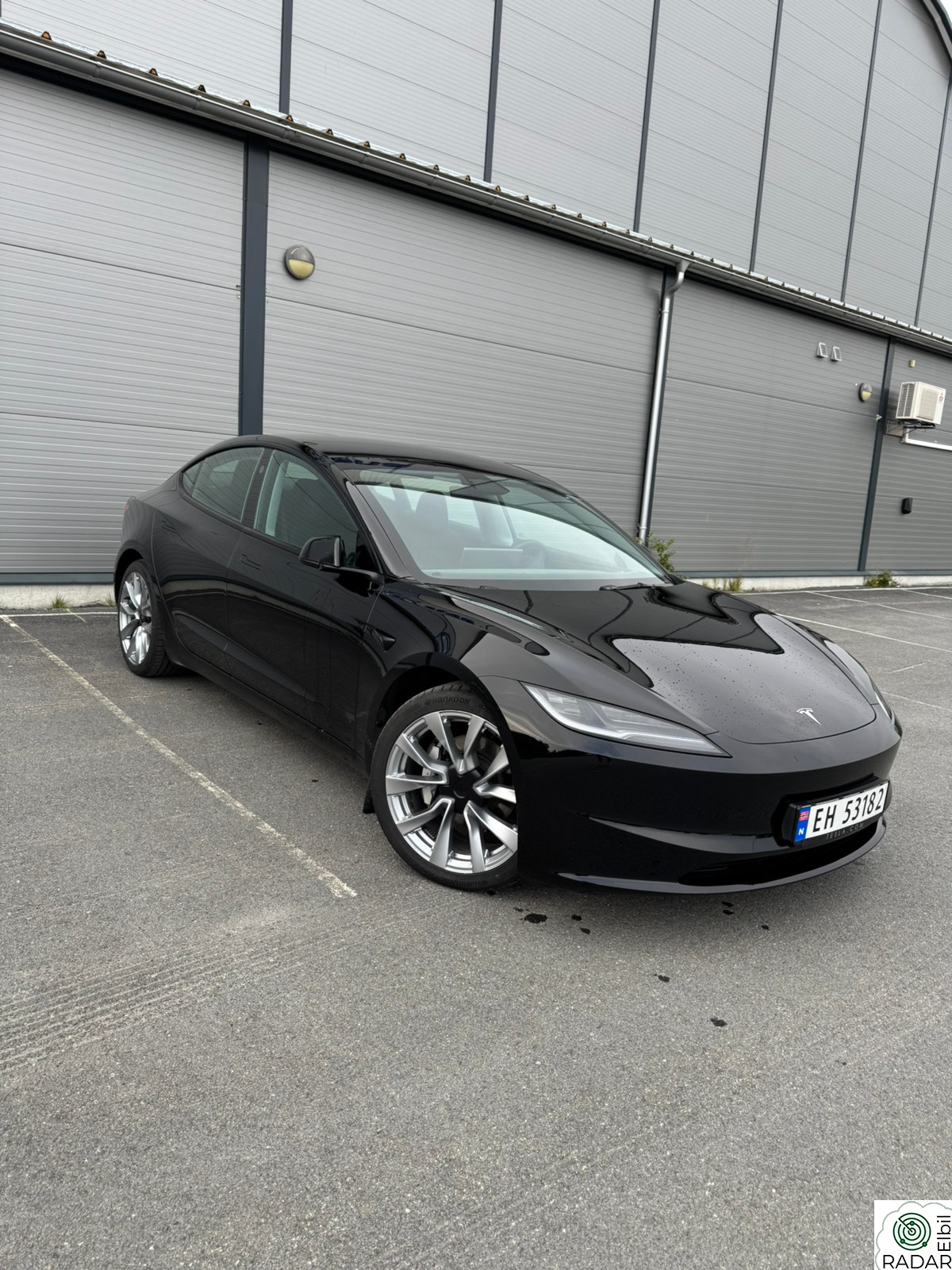 TESLA Model 3 Long Range AWD