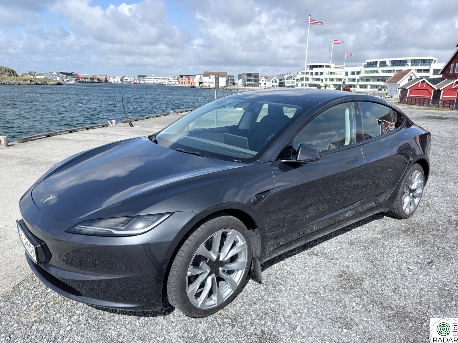 TESLA Model 3 Long Range AWD