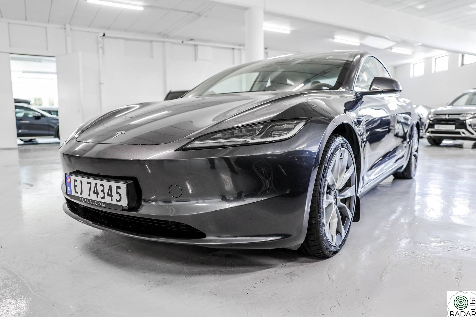 TESLA Model 3 Long Range AWD Krok Panorama 629WLTP INNBYTTE