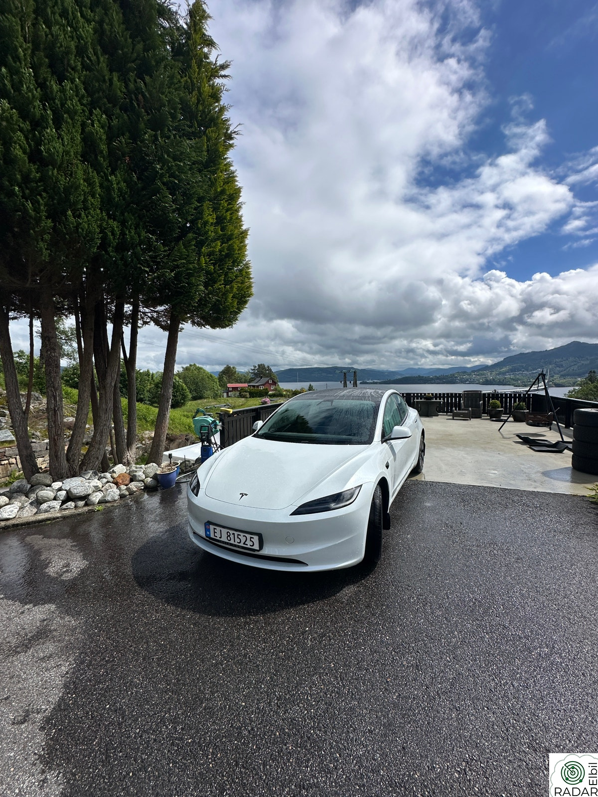 TESLA Model 3 Long Range AWD