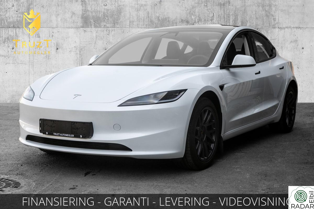 TESLA Model 3 Long Range AWD / 629KM / S + V hjul / Panorama +++