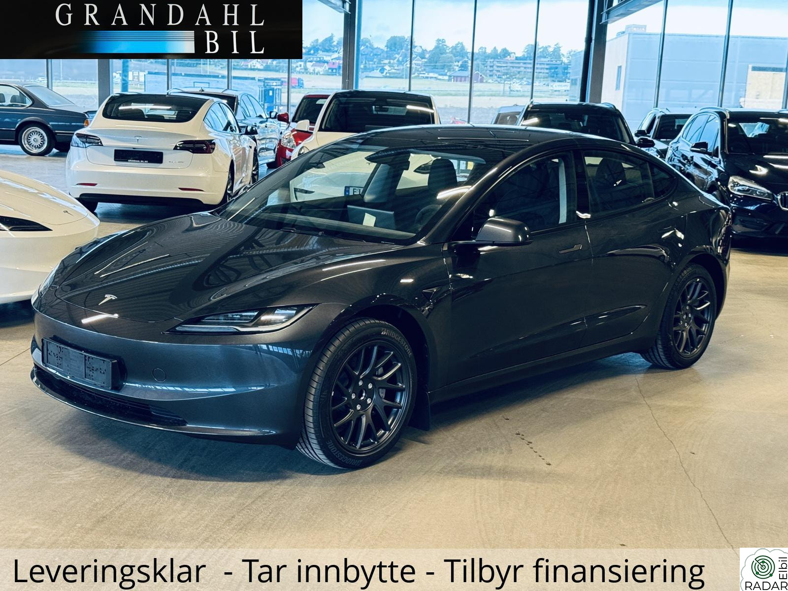 TESLA Model 3 LONG RANGE 4WD - S og V hjul - Tar innbytte