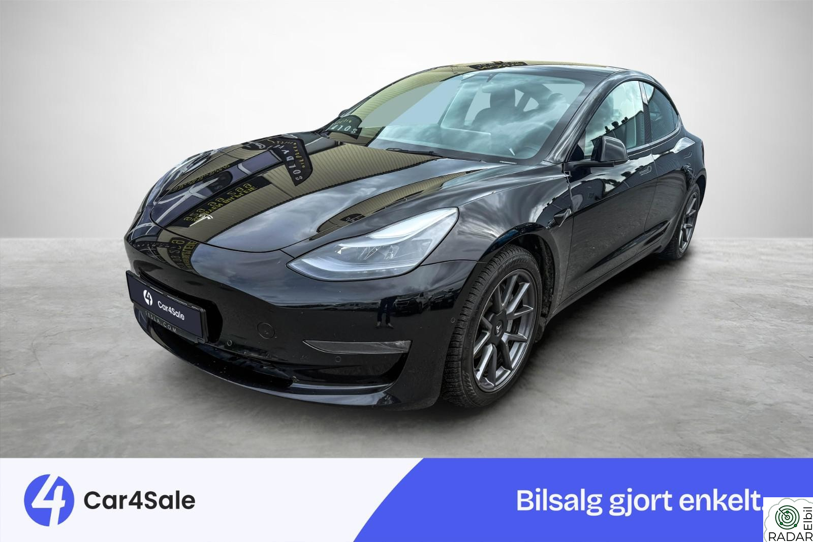 TESLA Model 3 Long Range AWD 580km / AP / Premium / V.Pumpe / Krok+++