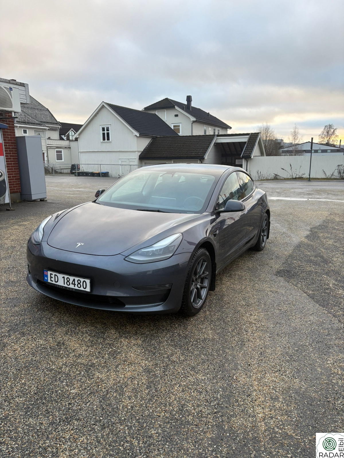 TESLA Model 3 Long Range AWD