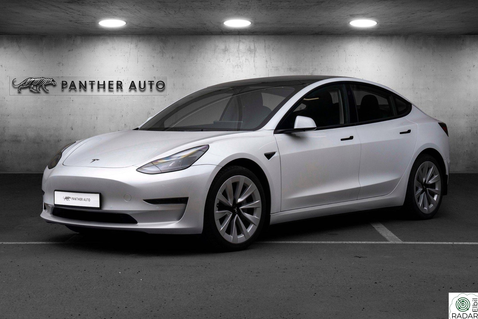 TESLA Model 3 Long Range | AWD | Sportsfelger | Skinn | Varmepumpe