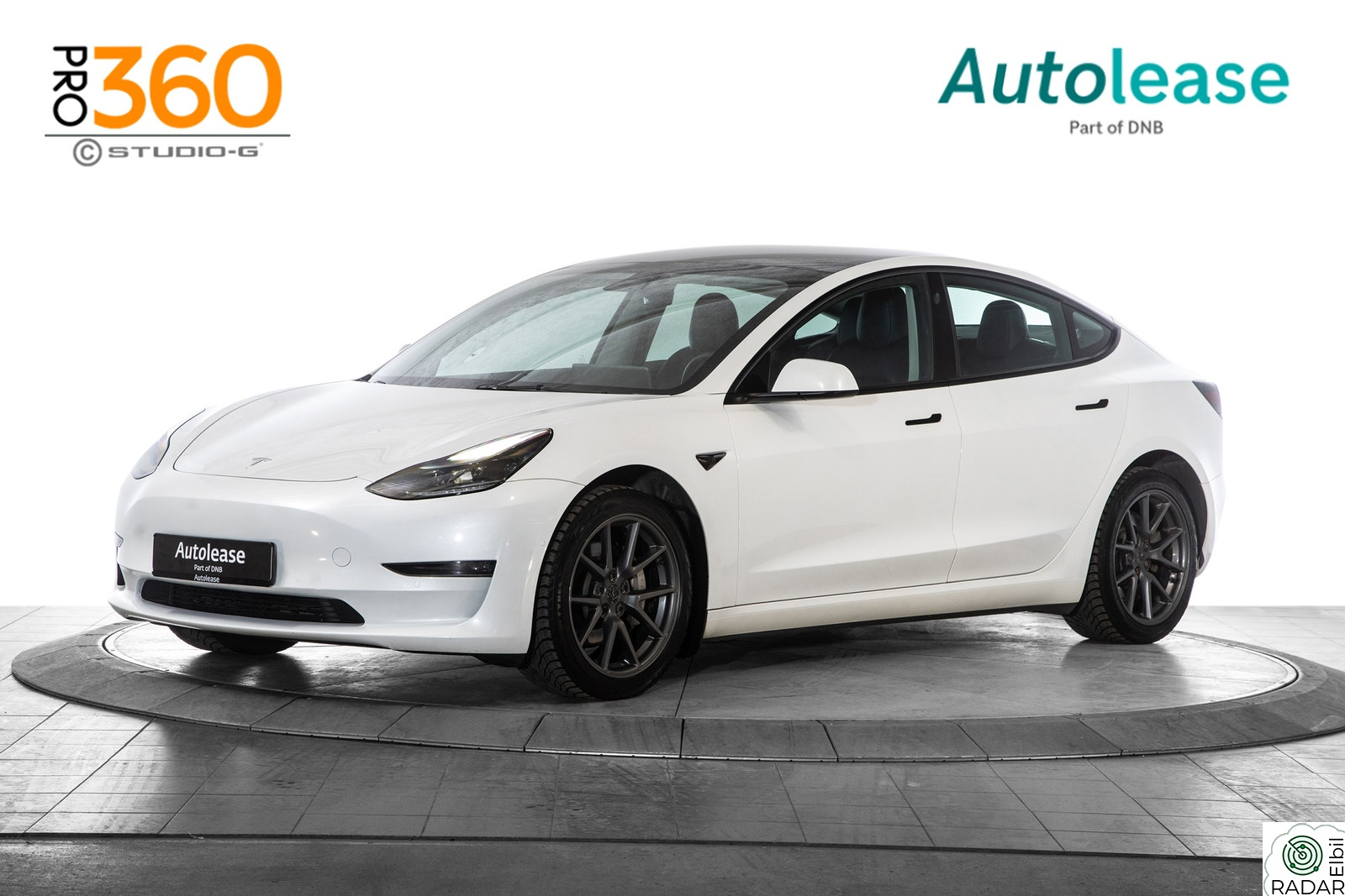 TESLA Model 3 Long Range AWD, Skinn ACC Navi Keyless +++,