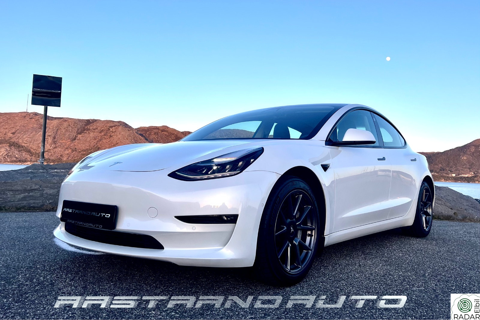 TESLA Model 3 LR|AP|PREMIUM|VARMEP|PANO|C.DELETE|HIFI|360CAM