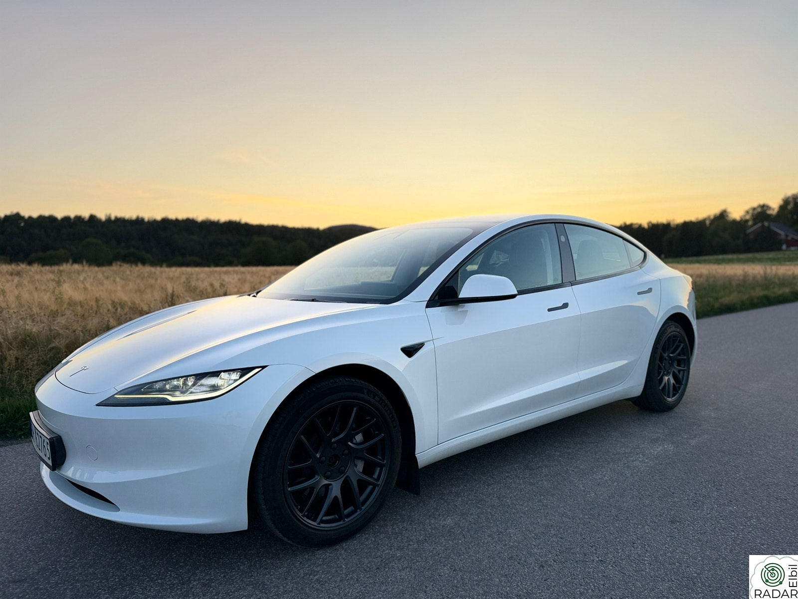 TESLA Model 3 Long Range AWD