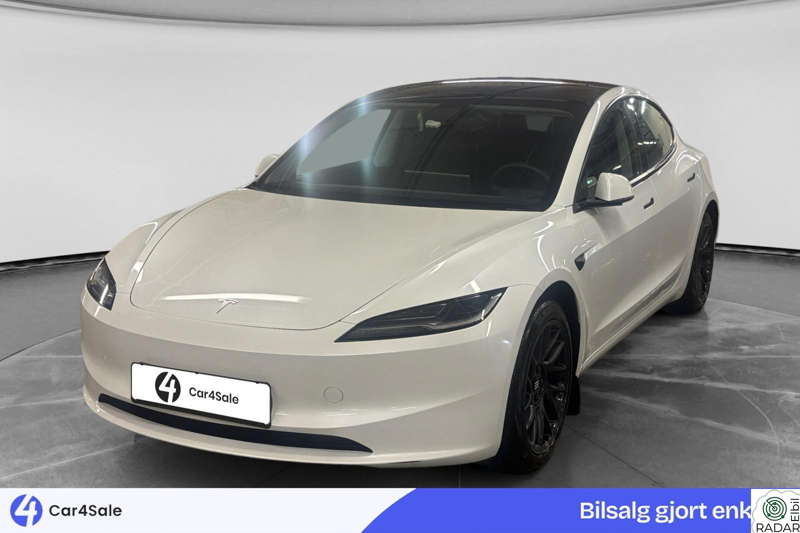 TESLA Model 3 LR AWD Highland 629km / Premium / V.Seter / Pano / ACC+