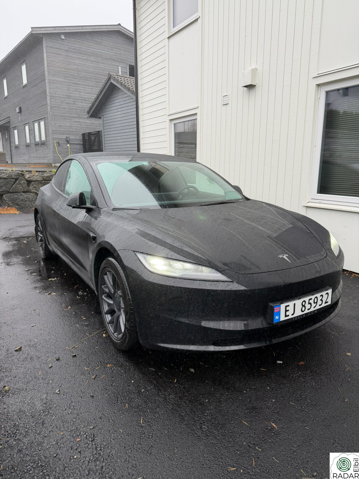 TESLA Model 3 Long Range AWD
