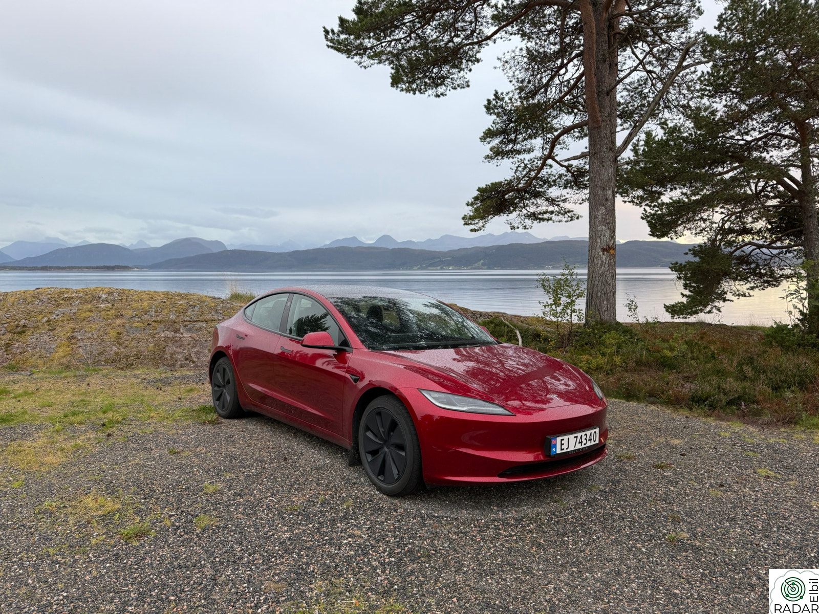 TESLA Model 3 Long Range AWD