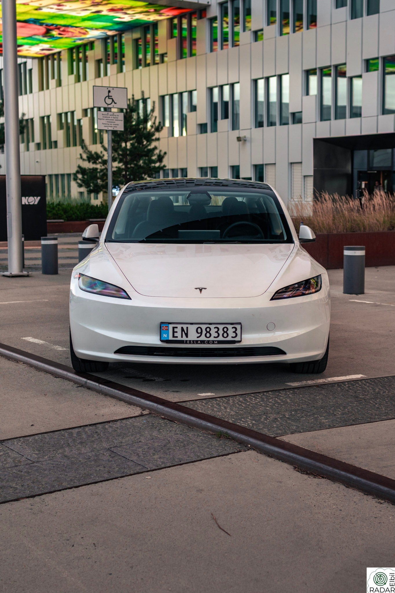 TESLA Model 3 Long Range AWD