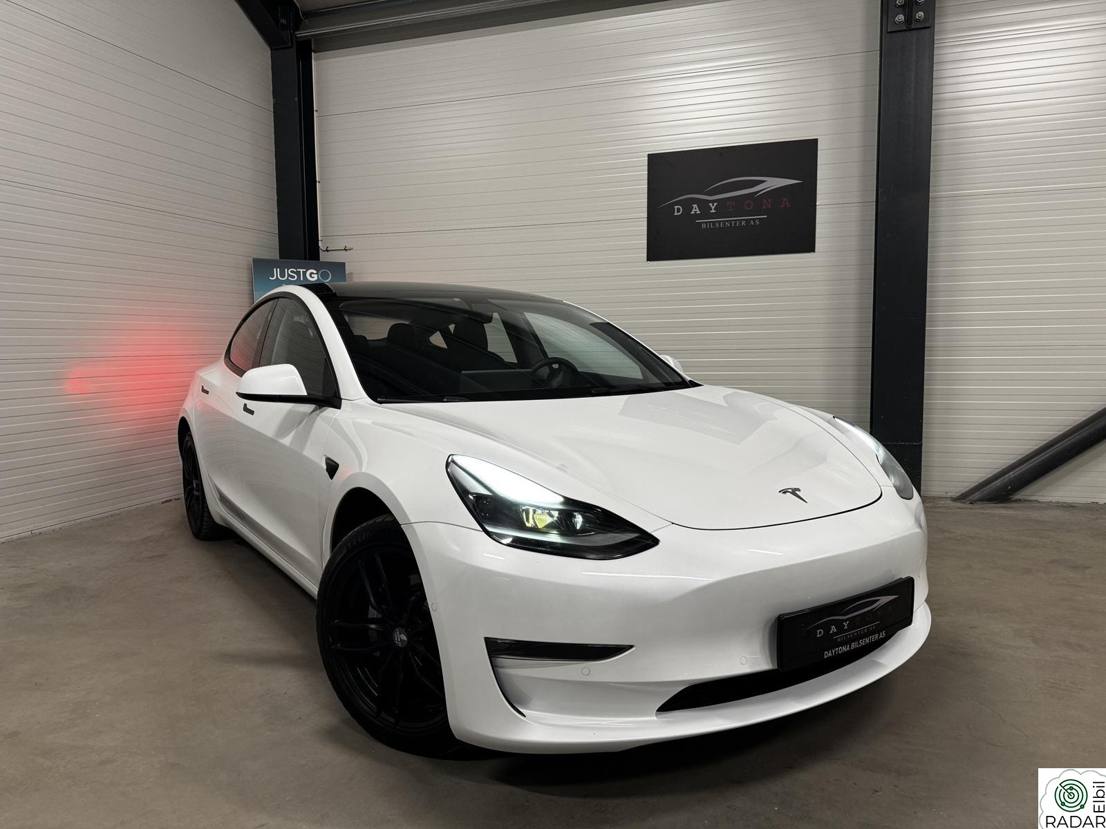TESLA Model 3 Long Range AWD 580km/ Autopilot/ Varmepumpe/ R.Kamera