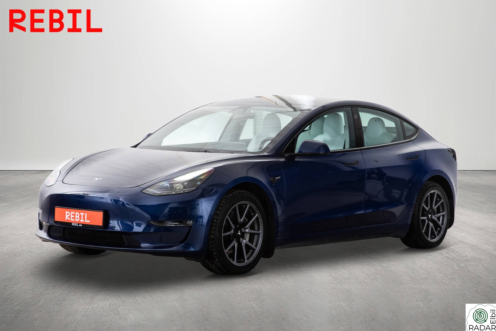 TESLA Model 3 Longe Range/602km/AP/Ryzen/Skinn/V.pumpe/Facelift/Krok