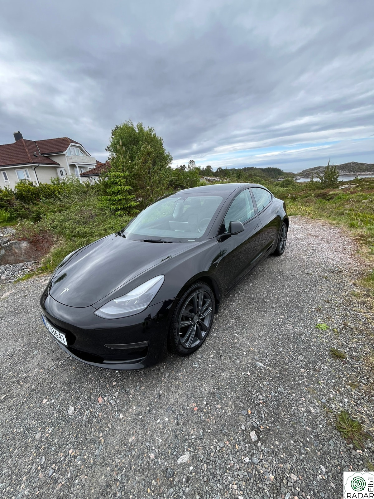 TESLA Model 3 Long Range AWD