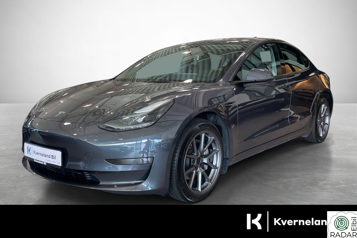 TESLA Model 3 Long Range AWD Skinn/ACC/602km WLTP