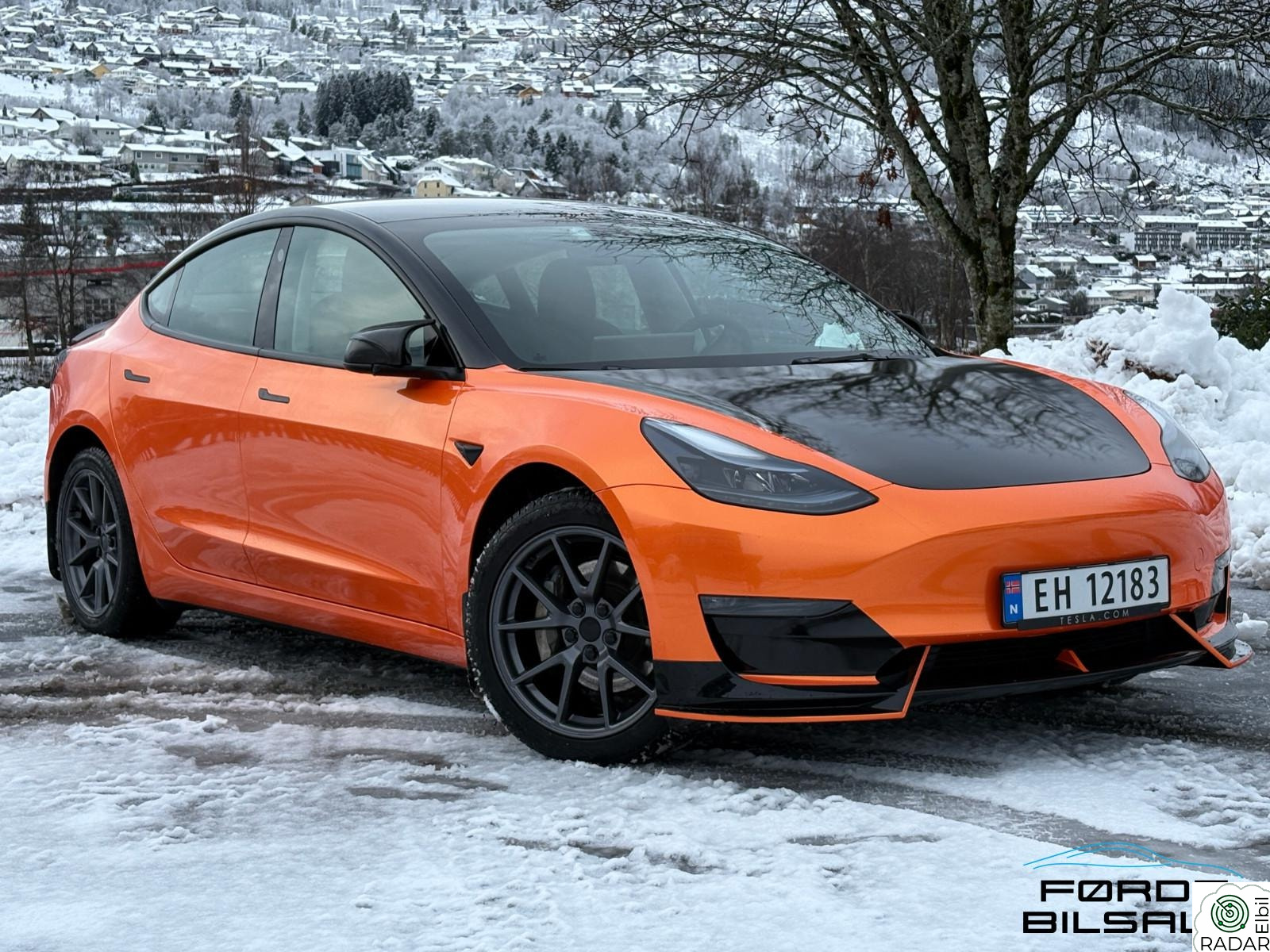 TESLA Model 3 LR AWD / 602WLTP/ BOOST!/Hengerfeste/Foliert