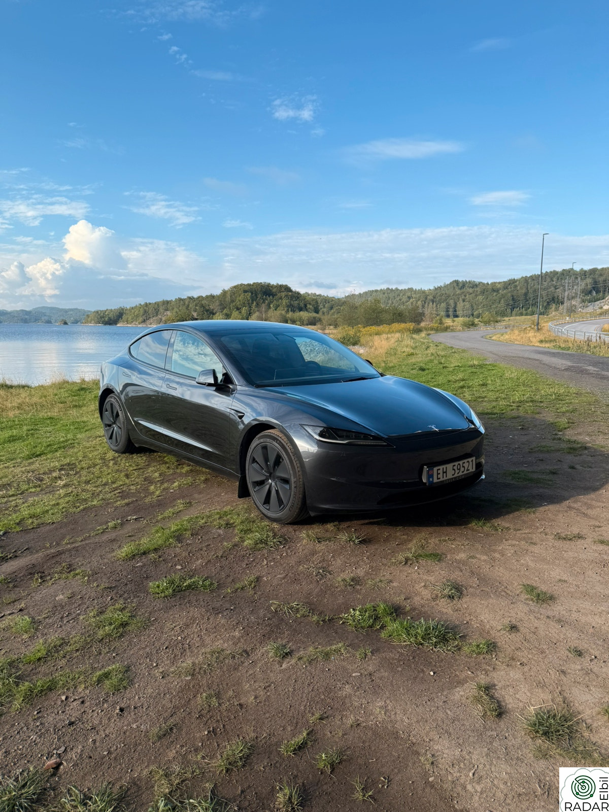 TESLA Model 3 Long Range AWD