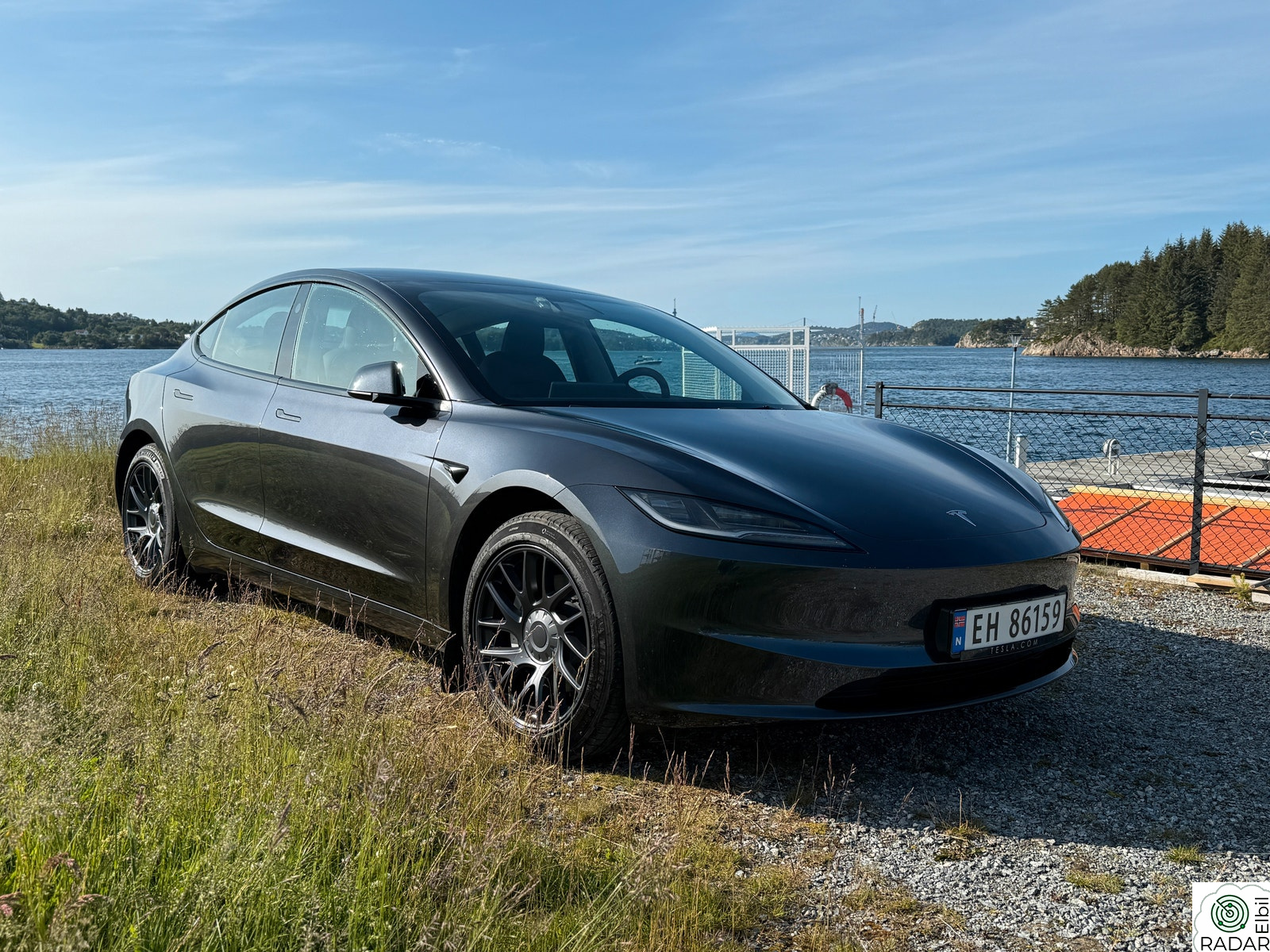 TESLA Model 3 Highland  Long Range AWD (Hengerfeste ++)