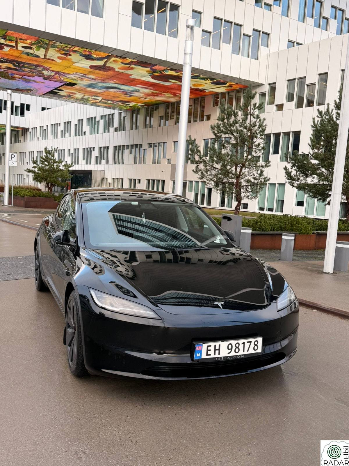 TESLA Model 3 Long Range firehjulsdrift