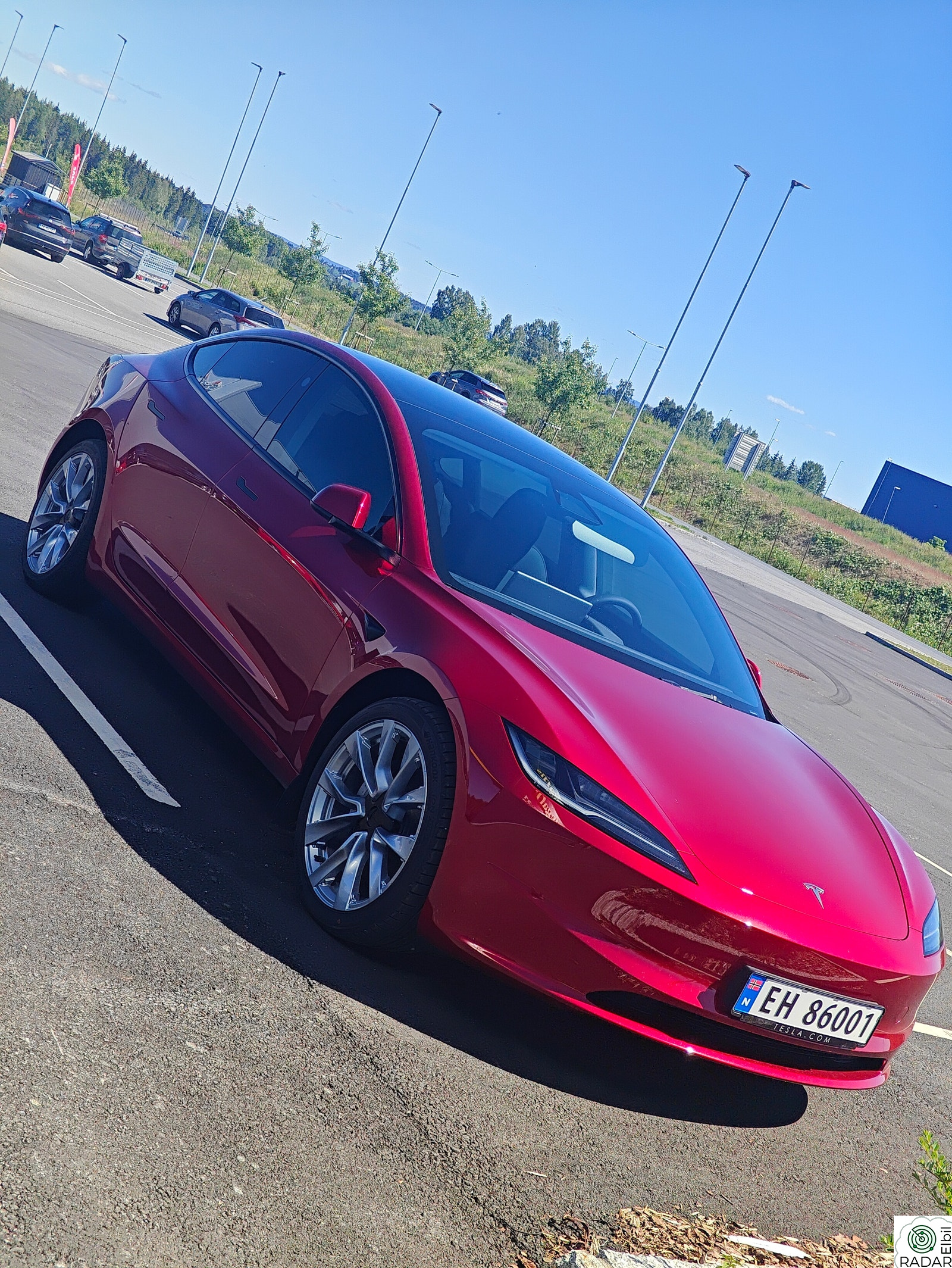 TESLA Model 3 Long Range AWD