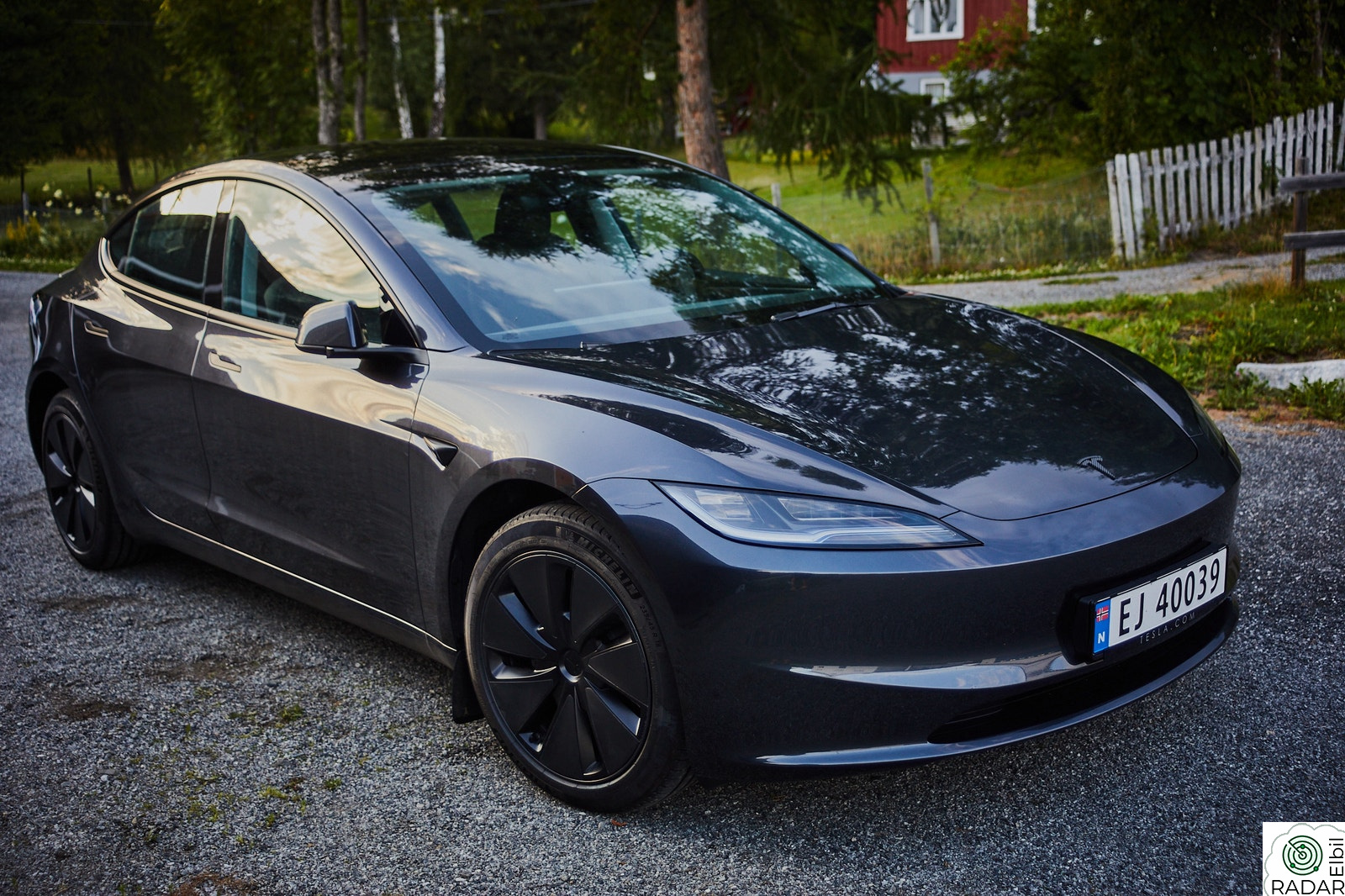 TESLA Model 3 Highland, Long Range AWD, 18’’, krok, 678km