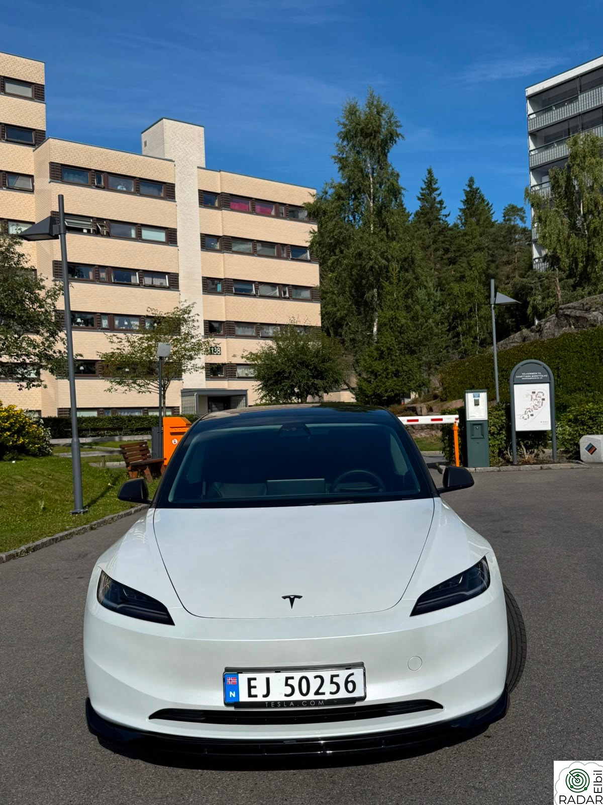 TESLA Model 3 Long Range AWD