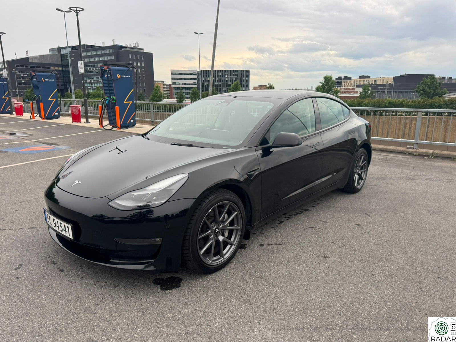 TESLA Model 3 Long Range AWD
